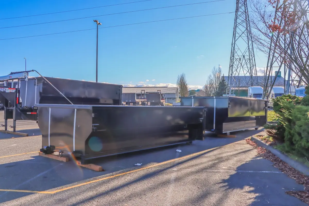 Professional dumpster rental and junk removal service in Lovejoy